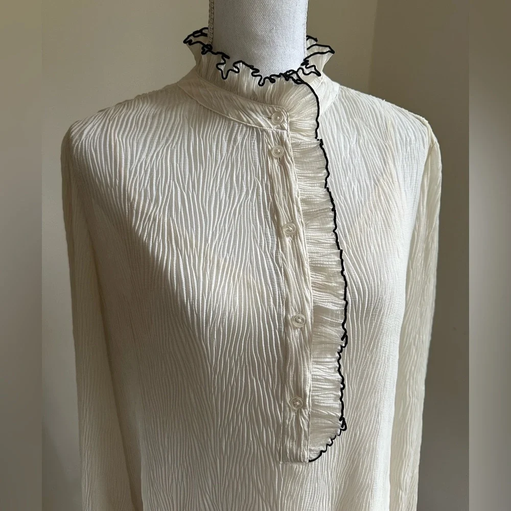 Tory Burch Cream Ruffled Collar Blouse size 12 - Picture 3 of 9